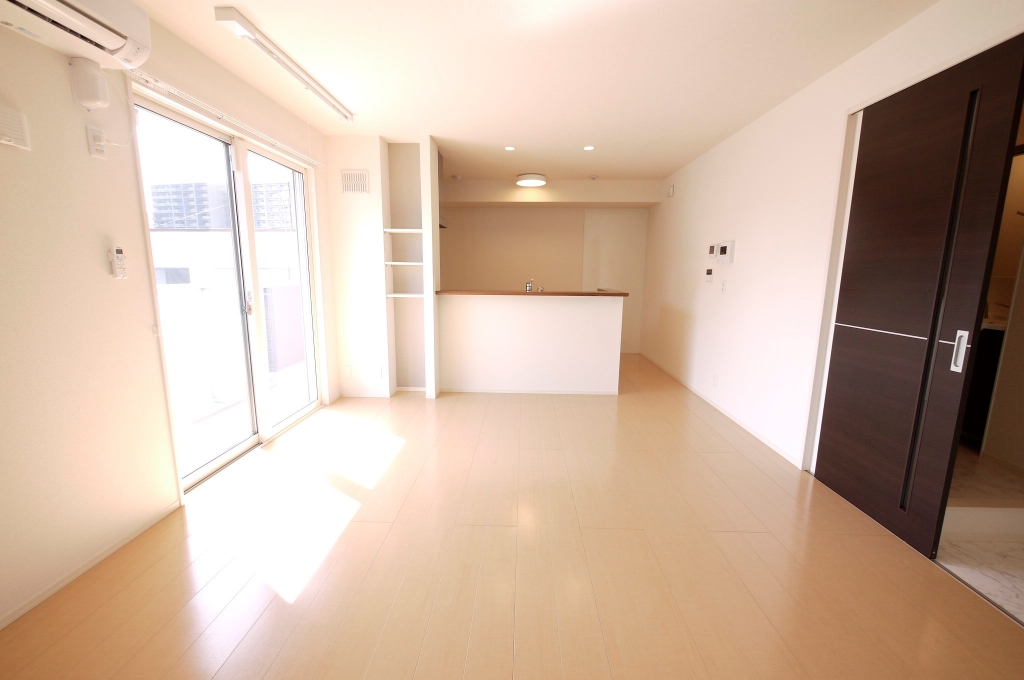 居室・リビング　同仕様写真