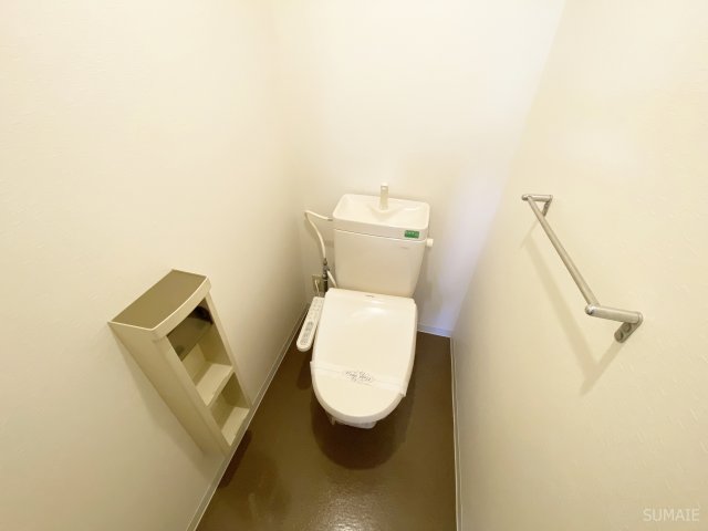 トイレ　洗浄便座付きのトイレです！