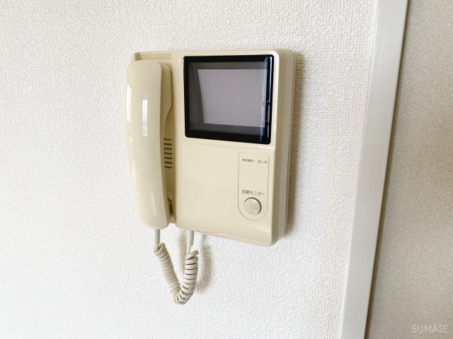 セキュリティ　モニター付きインターホンで安心☆