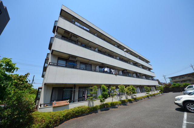 建物外観　★緑の多い、住みよいエリアに建つマンション★