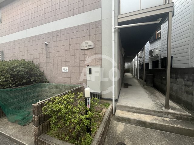 エントランス　ジークレフ野里　エントランス