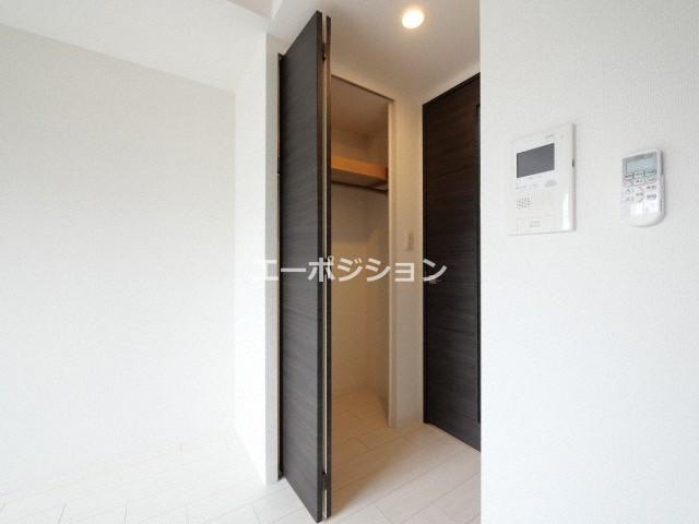 収納　レオンコンフォート難波ノワール