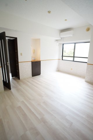 居室・リビング　別のお部屋の写真です