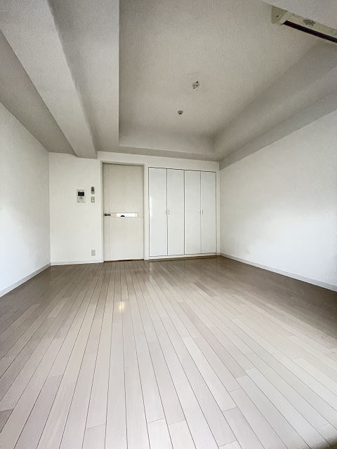 その他部屋・スペース　開放的な寝室です