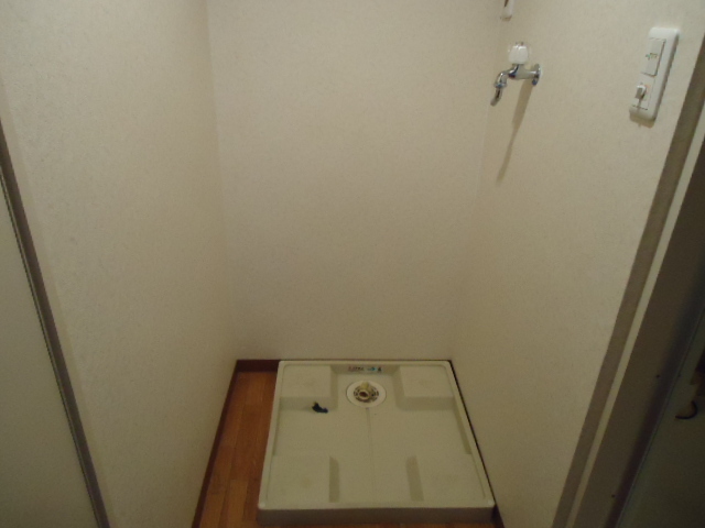 その他設備　洗濯機置場