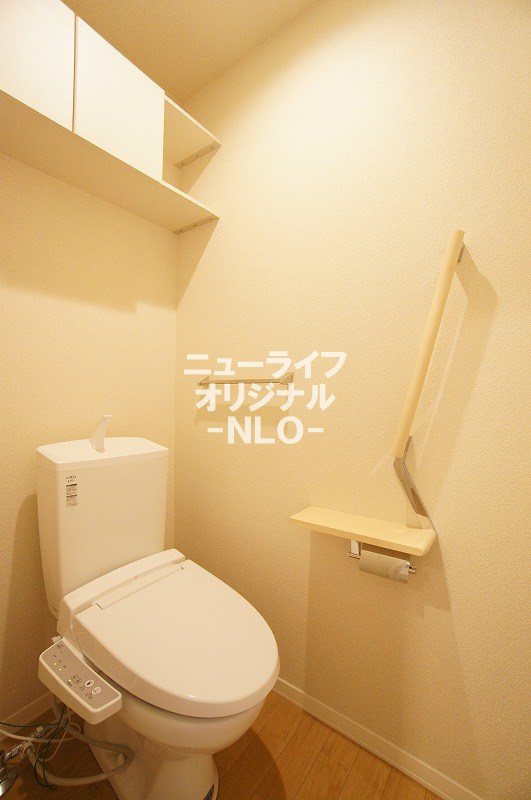 トイレ　あると嬉しい温水洗浄便座付きトイレ☆