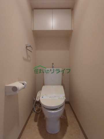 トイレ　反転タイプ・別部屋参考写真