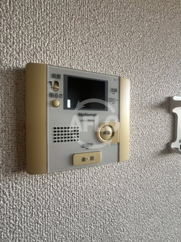セキュリティ　フェアリーコート歌島橋　インターホン