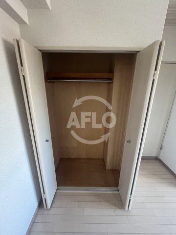 収納　フェアリーコート歌島橋　クローゼット