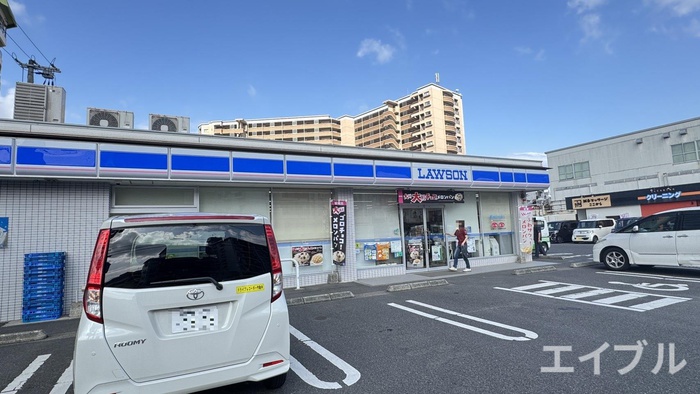 コンビニ　ローソン鹿児島唐湊新川店（コンビニ）まで220m