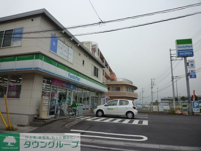 コンビニ　ファミリーマート三郷高州店（コンビニ）まで858m