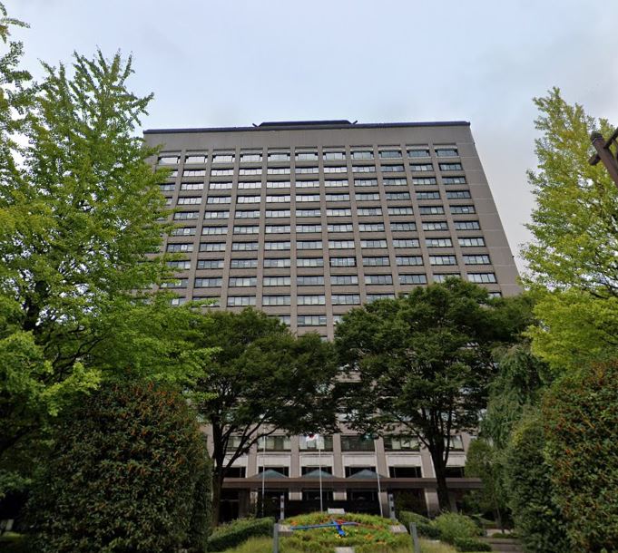 役所　宮城県庁（役所）まで997m