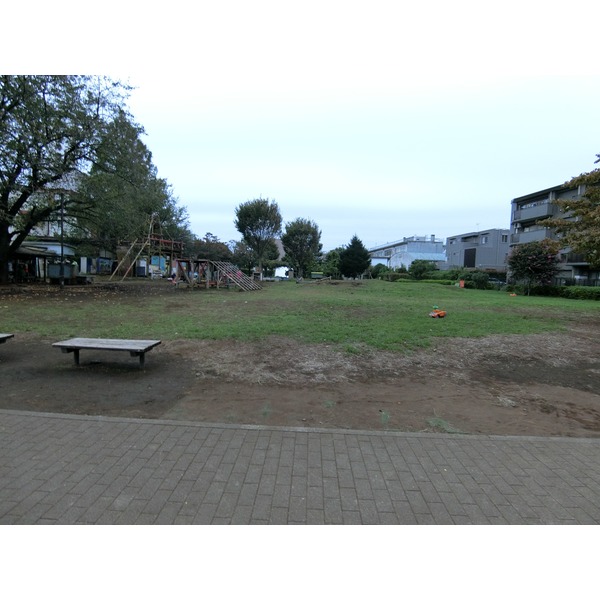 公園　世田谷区立北烏山もぐら公園（公園）まで681m