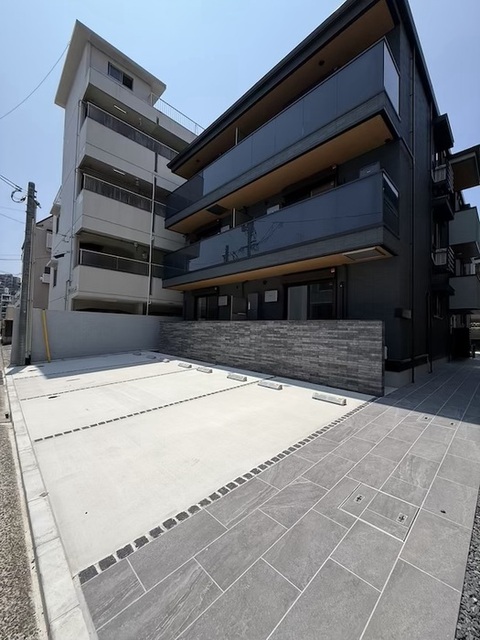 駐車場　駐車場