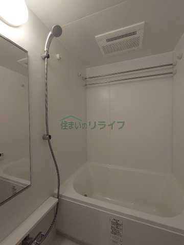 バス・シャワールーム　別部屋参考写真となります