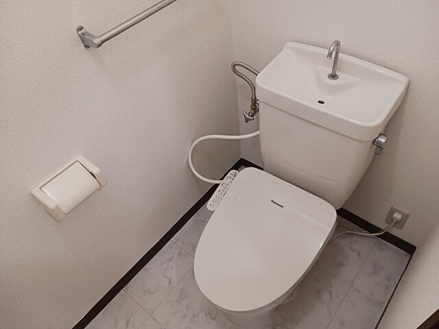 トイレ　図面と現状に相違がある場合には現状を優先