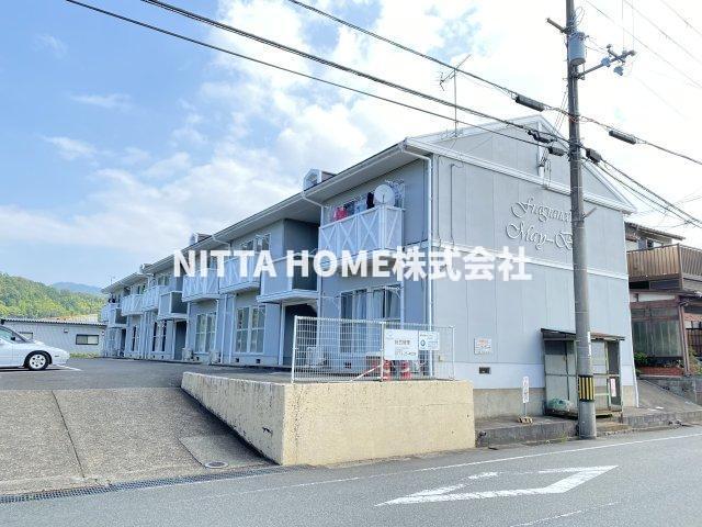 建物外観　インターネット＆駐車場無料で(^^♪