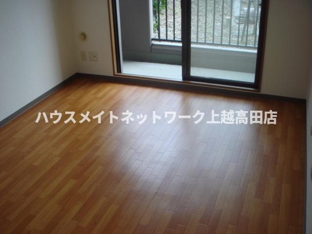 居室・リビング　洋室