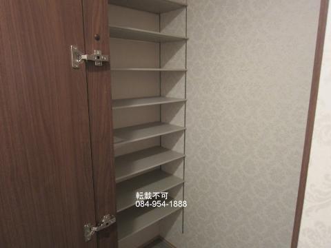その他設備　玄関シューズクローク付
