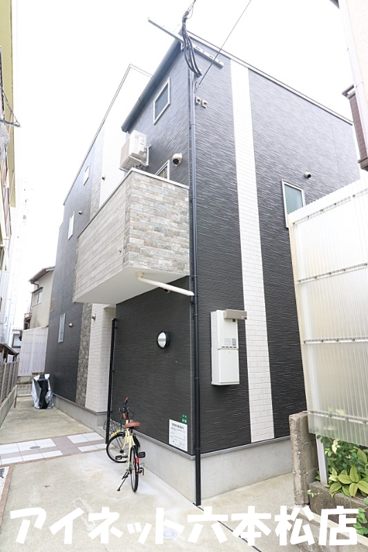 建物外観　ロフト付き物件の空きが出ました！