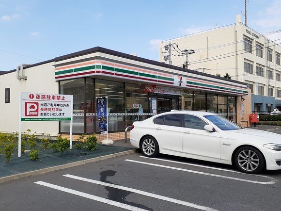 コンビニ　セブンイレブン（コンビニ）まで100m