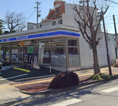 コンビニ　ローソン 名東社が丘店（コンビニ）まで594m