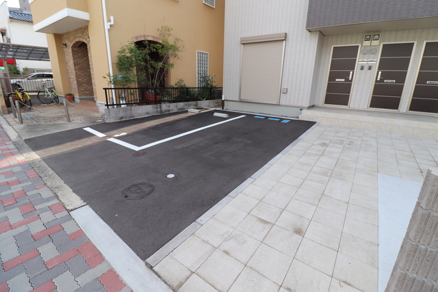 駐車場　駐車場