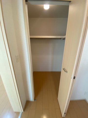 収納　たっぷりとした収納スペースです