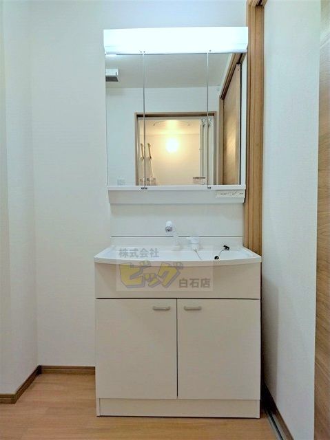 洗面設備　シャンプードレッサーも完備されています♪