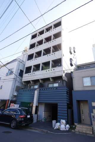 建物外観　バースの外観