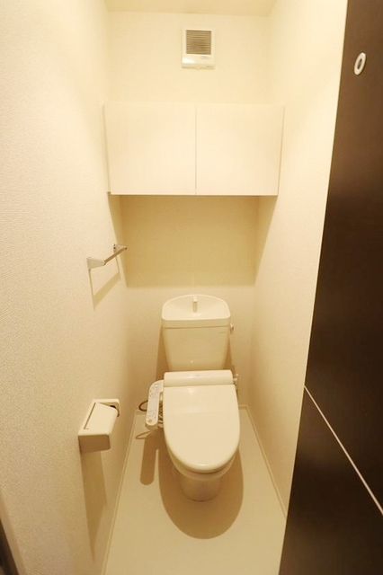 トイレ　同仕様参考写真