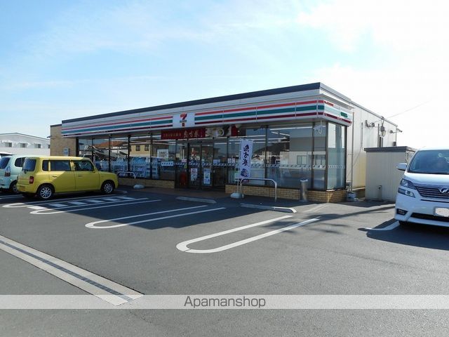コンビニ　セブンイレブン（コンビニ）まで512m