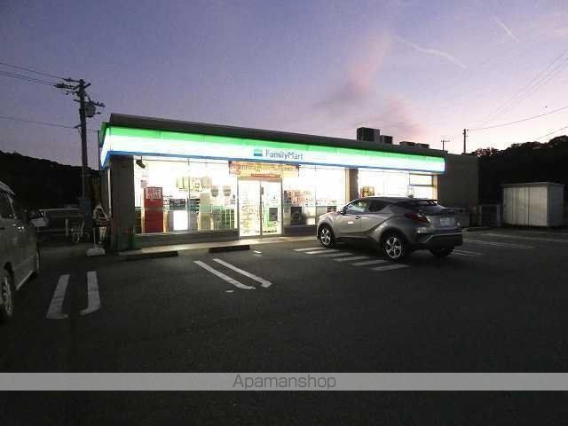 コンビニ　ファミリーマート　湖西坊瀬店（コンビニ）まで1472m