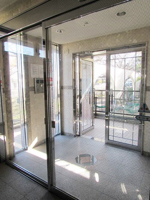 その他　エントランス