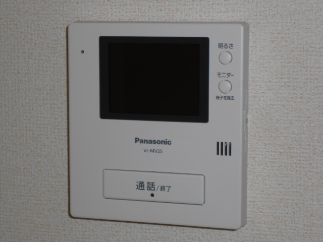 セキュリティ　カラーＴＶモニター付インターホン完備