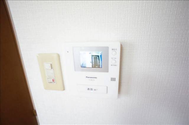 セキュリティ　人気のテレビドアフォンがついてます