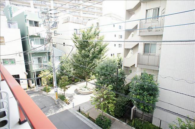 眺望　ベランダから見た風景です
