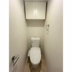 セレニテ江坂エクラの居間写真