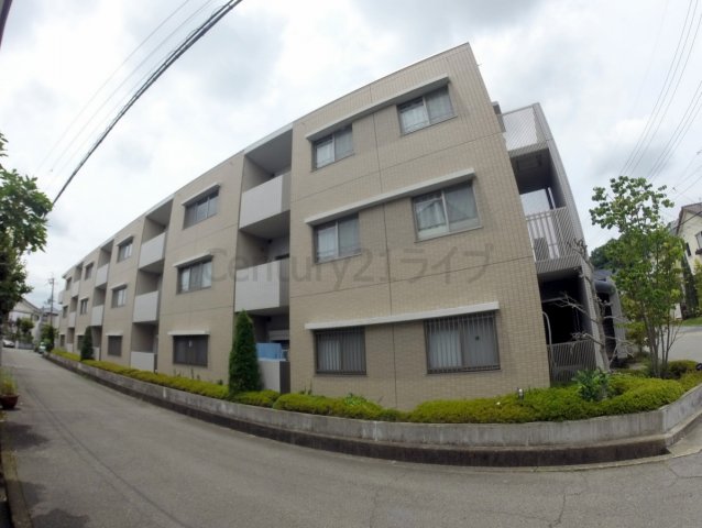 フローラル宝塚の外観写真