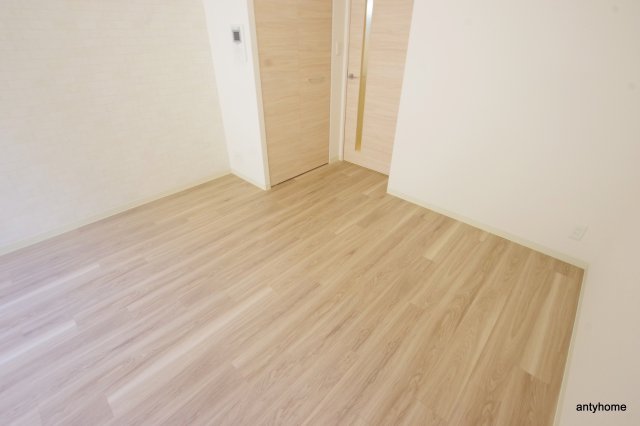 プレサンス心斎橋レヨンの居間写真