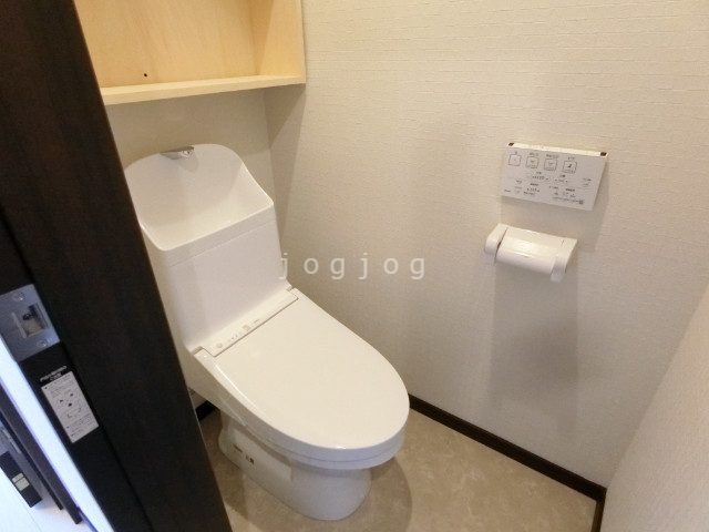 トイレ　温水洗浄便座完備★