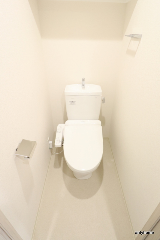 プレサンスOSAKA西中島リエゾンのトイレ写真
