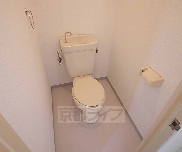 FORCE NISHIKIのトイレ写真