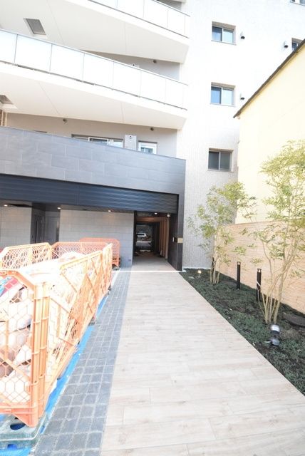 ＪＲ中央線 八王子駅 徒歩8分 14階建 築10年の外観写真
