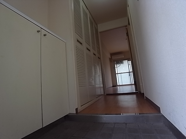 玄関　玄関部分。