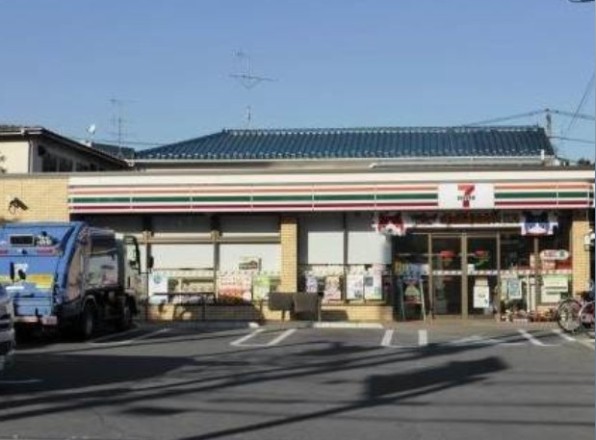 コンビニ　セブンイレブン 世田谷駒留通り店（コンビニ）まで689m