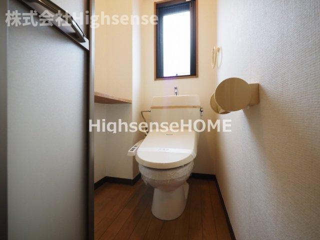トイレ　落ち着いたトイレです