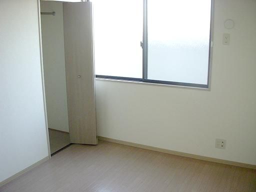 その他部屋・スペース　クローゼット付き北洋間