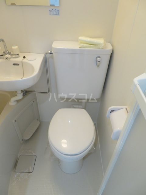 ウィステリアのトイレ写真