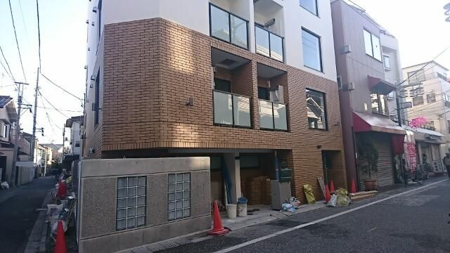 建物外観　落ち着いた雰囲気の外観です